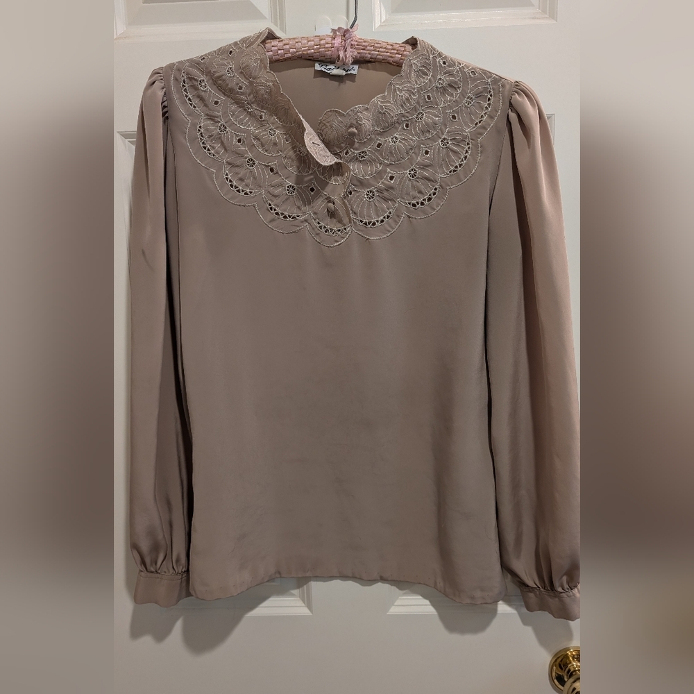 Vintage Elegant Lace Trim Blouse - Taupe